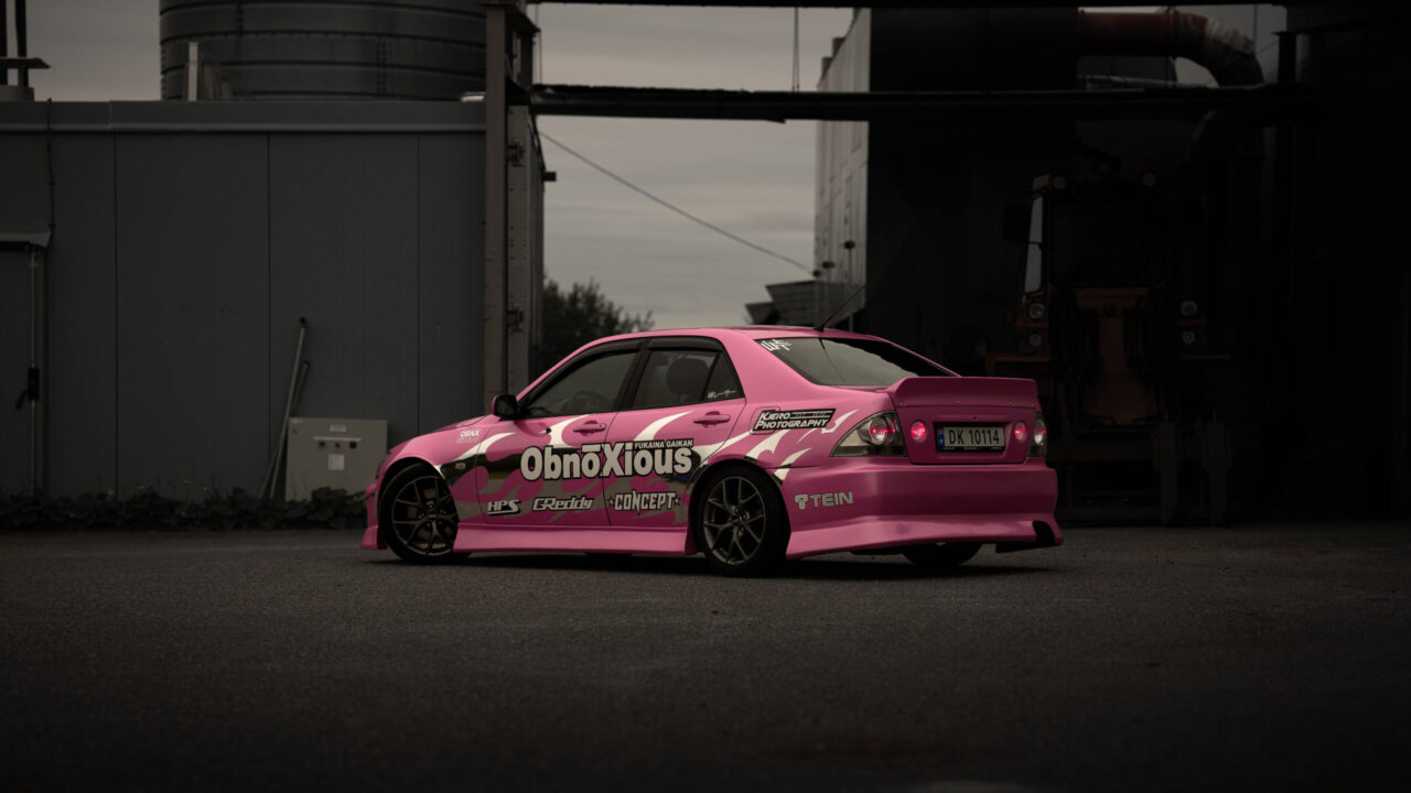 Pink drifting-inspired Lexus IS / Toyota Altezza.