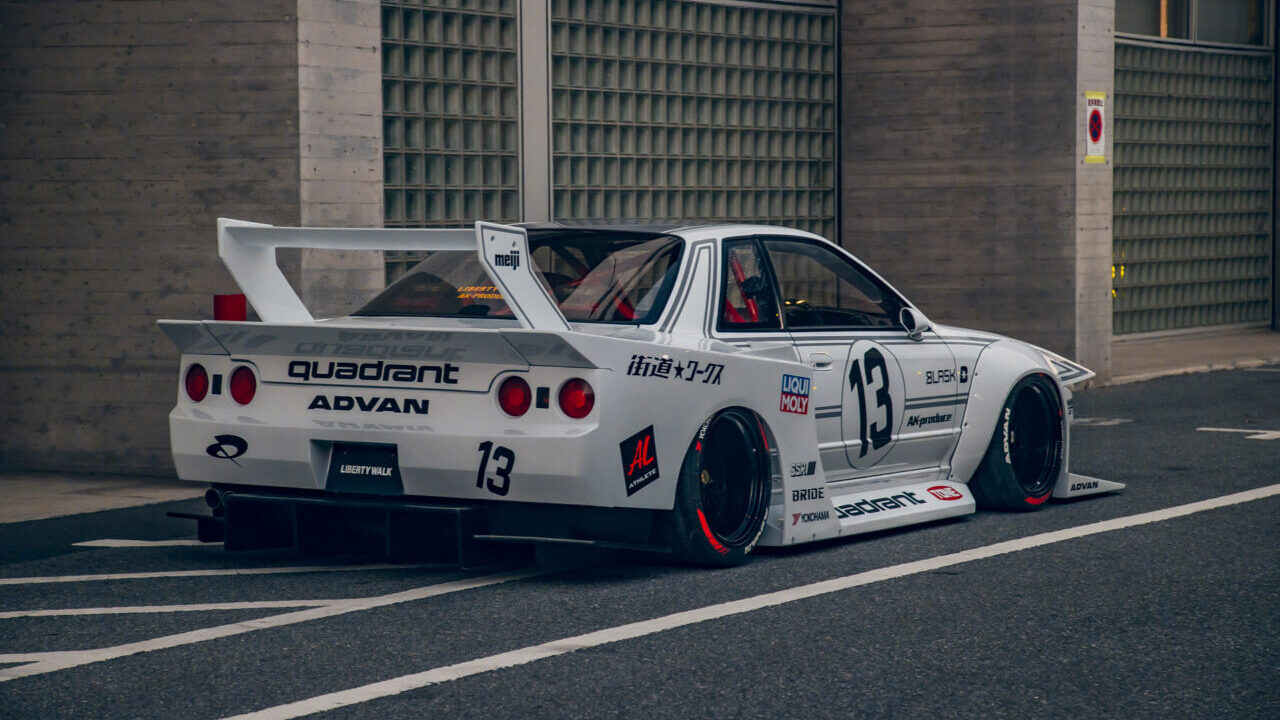 LB KAIDO WORKS NISSAN R32 SKYLINE