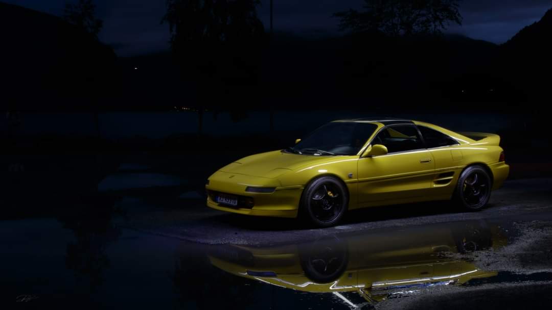 Yellow Toyota MR2 V6