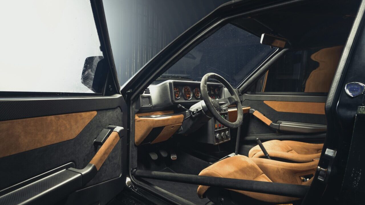 Maturo Stradale interior