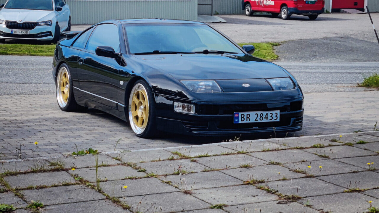 Modified Nissan 300ZX.